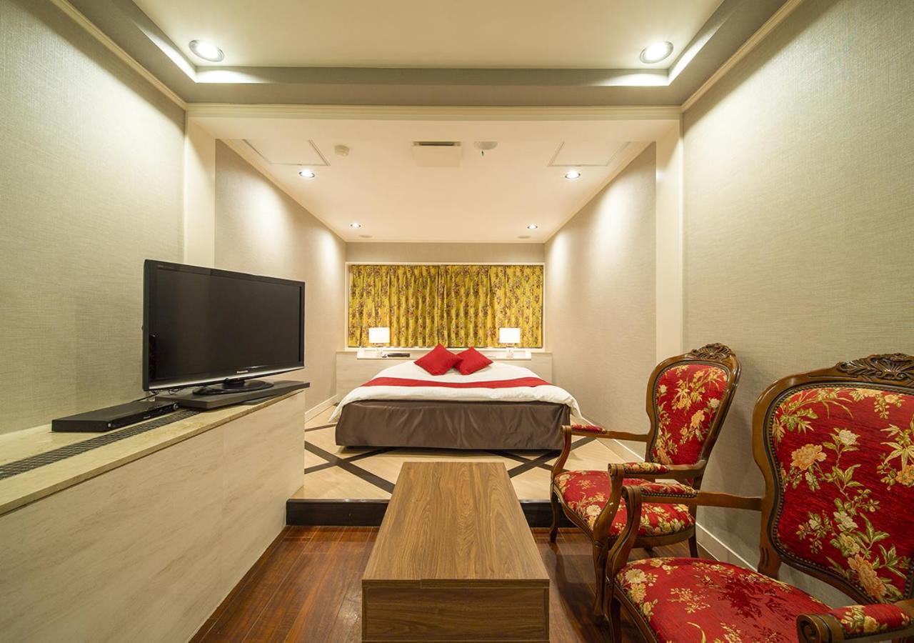 Hotel U'S Kouroen (Adults Only) Nishinomiya Extérieur photo